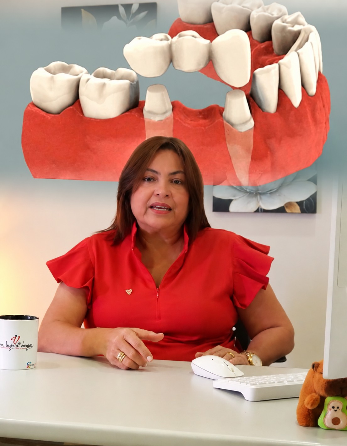 Dra. Ingrid Vargas en su consultorio